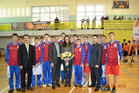 Турнир в Волгограде по баскетболу официальный спонсор Экволс